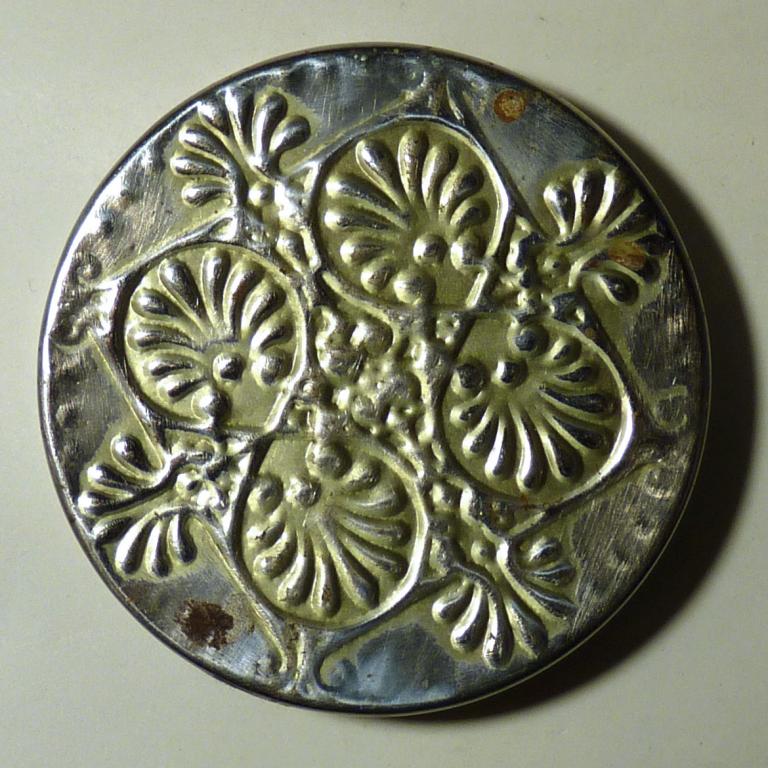 Банка жестяная карамель леденцы монпансье жесть СССР