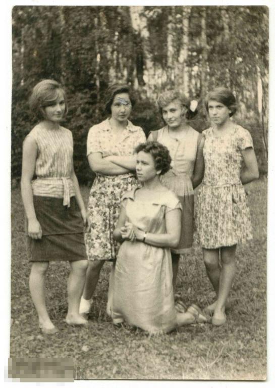 Старая фотография. Девушки. Мода. Платье. "Чайка" 1964 год. 