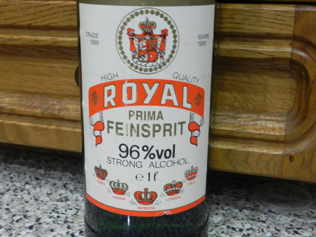 Спирт Royal РОЯЛЬ 1 Л .ПОДЛИННОСТЬ 100%. — покупайте на Auction.ru по ...
