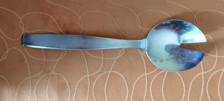 Салатная ложка мельхиор серебрение СССР Таллинский завод клеймо 1966 года. состояние