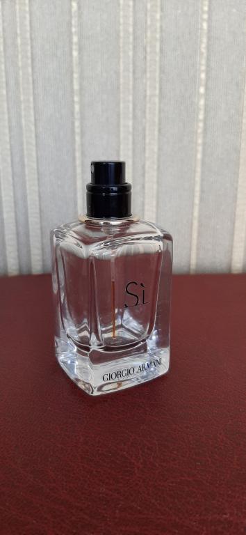 Флакон, пузырёк от парфюмерной воды Si от Giorgio Armani 30 ml