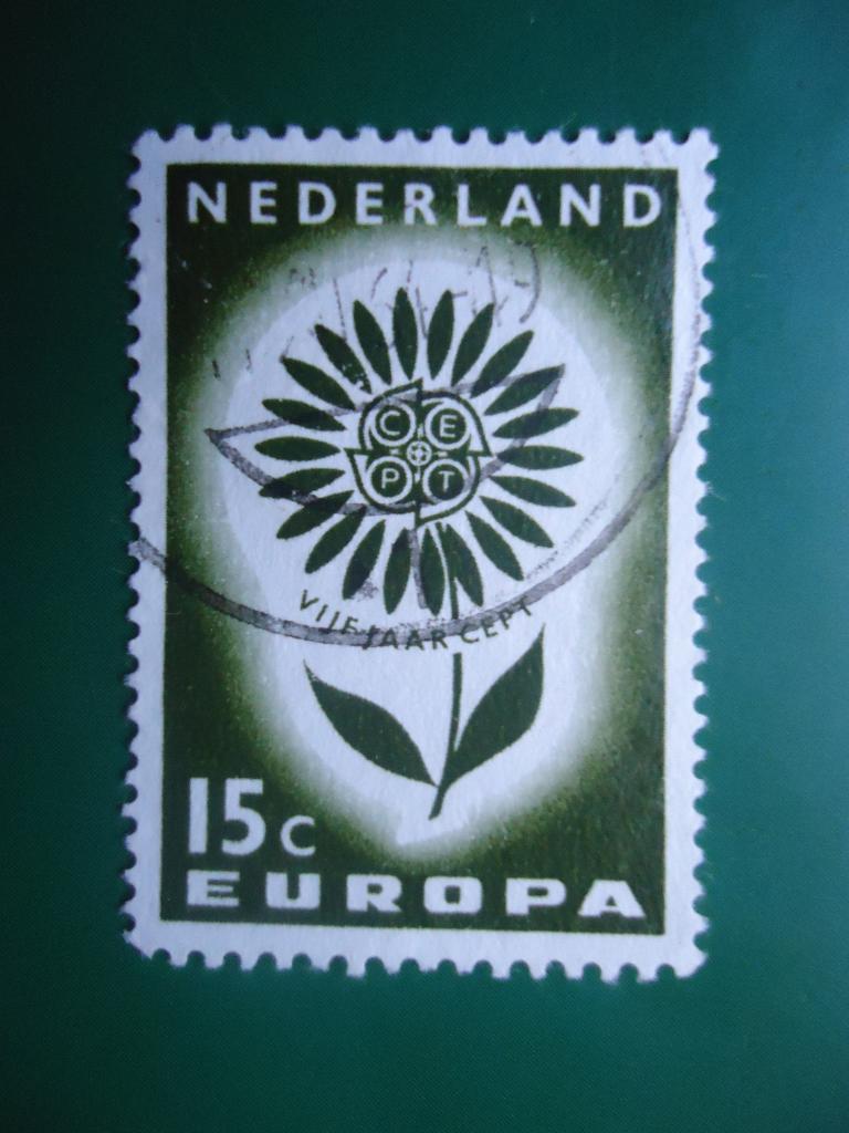 1964 г.  Нидерланды  гаш. без клея.