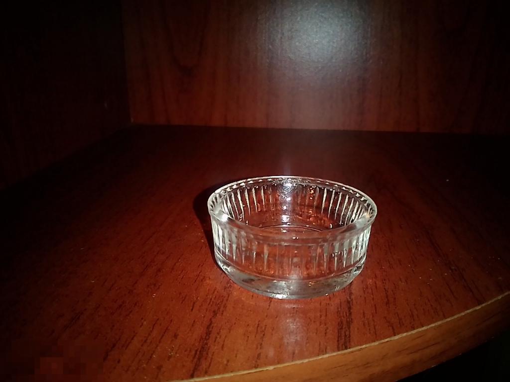 2 Солонки  СССР. Винтаж. Стекло.