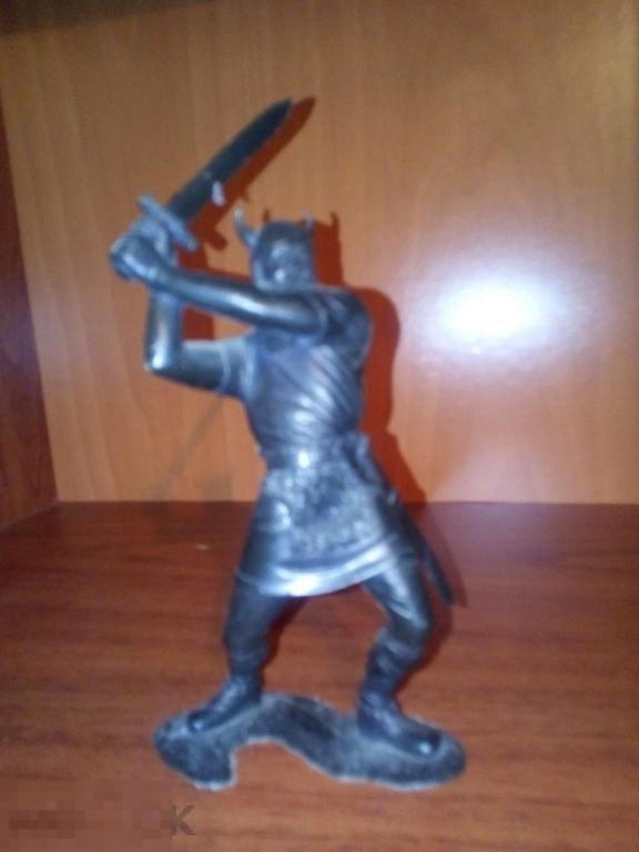 фигурка викинга, объемная, большая. СССР. ДЗИ 