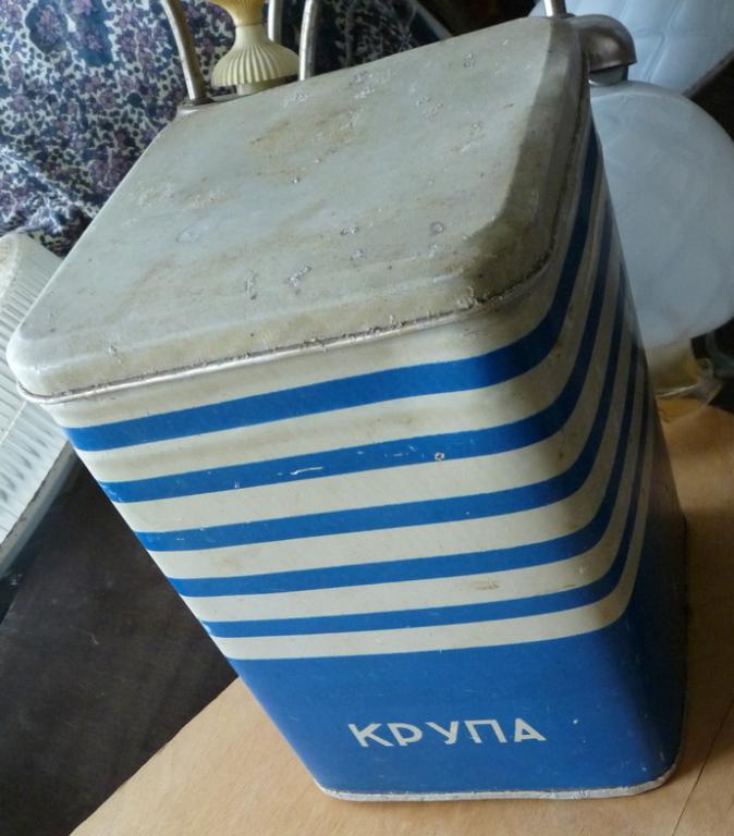 Жестяная банка коробка Крупа, клеймо Завод эмалированной посуды Ленинград