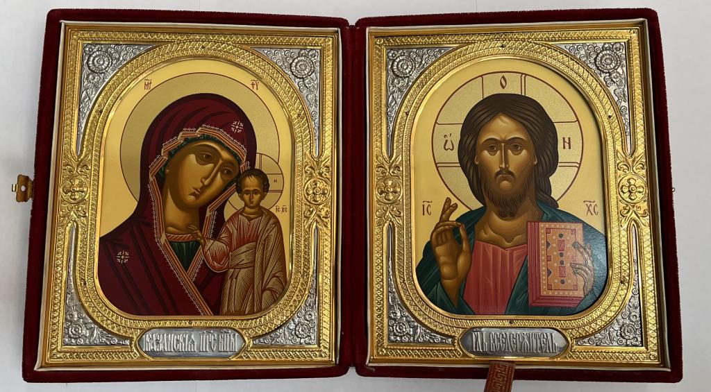 Икона складень Казанская Богородица Вседержитель Иисус 2 створки в бархате