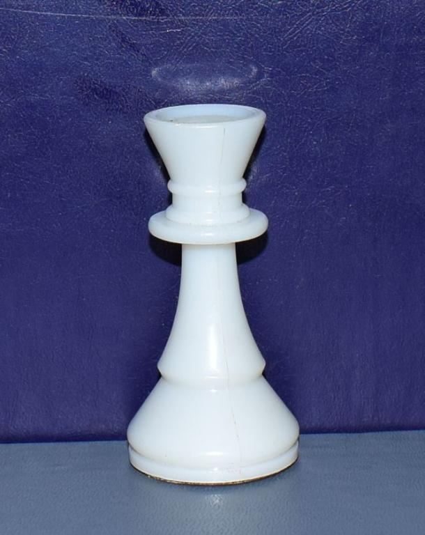 Шахматы СССР Королева белая (Ферзь) №5.