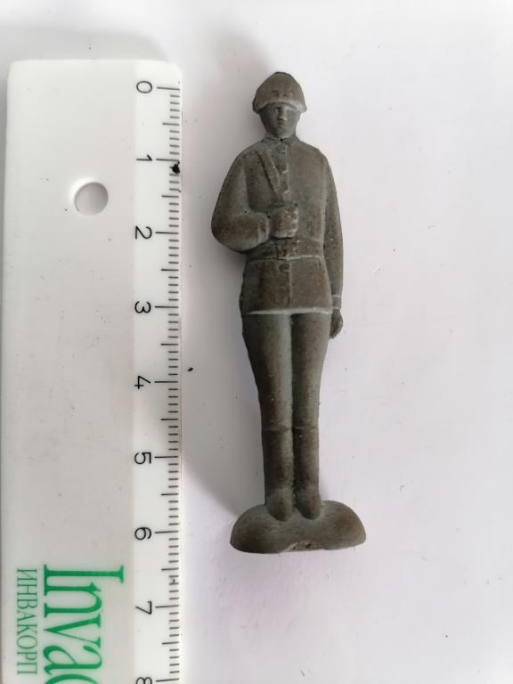 Солдатики солдат с автоматом оловянный СССР