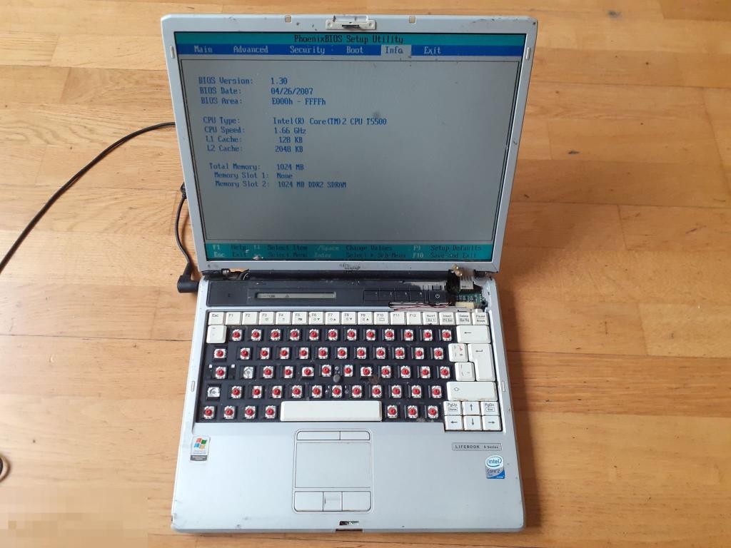 Fujitsu-Siemens LIFEBOOK S7110 мать рабочая 