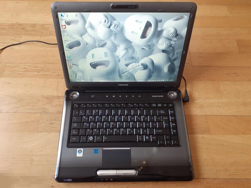 Toshiba Satellite A300-1G5 2ядра, 3Гига, Win7, без бп 