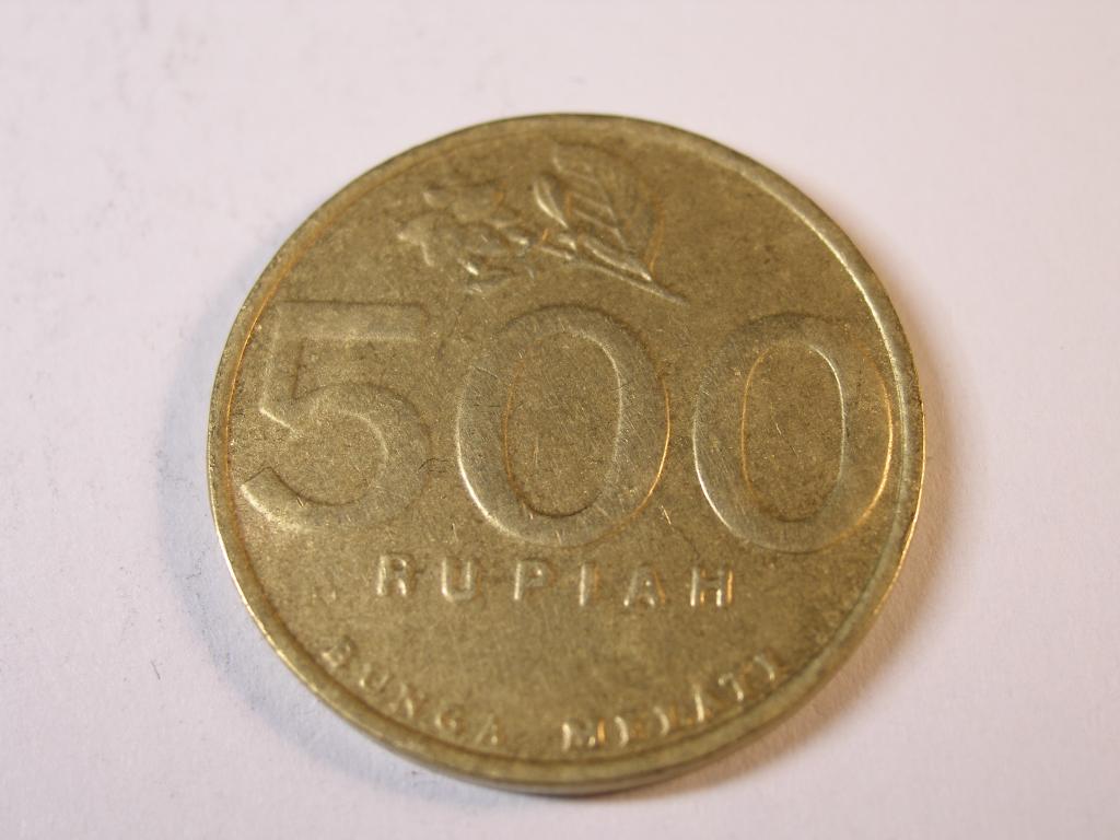 Индонезия.   500  рупий. 2000 год.       (2)