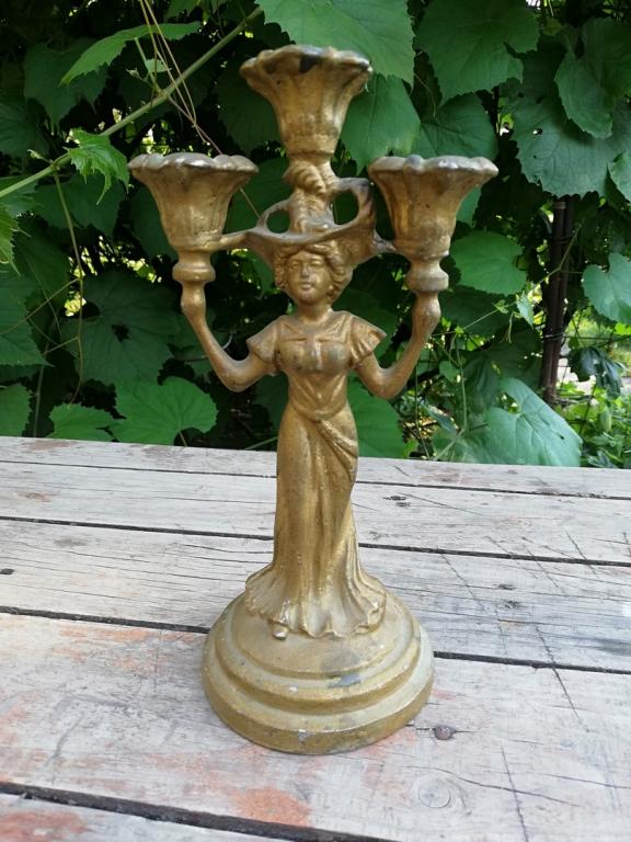 Подсвечник статуэтка девушка металл литье