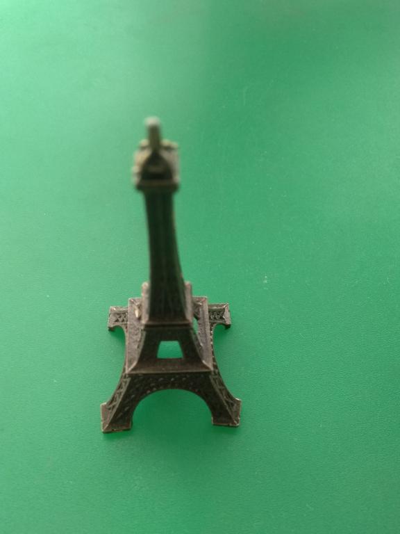 Сувенир Эйфелева башня. Модель. Макет. Франция.