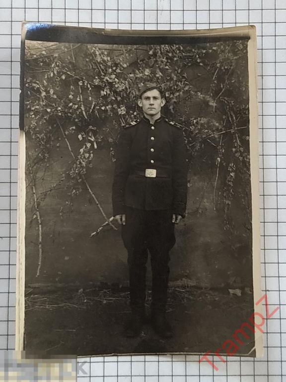 Фотография военнослужащий солдат форма младший сержант погоны #39 