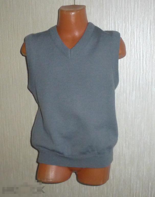 ШКОЛА! теплый вязанный жилет в школу на рост 134 (1720) 