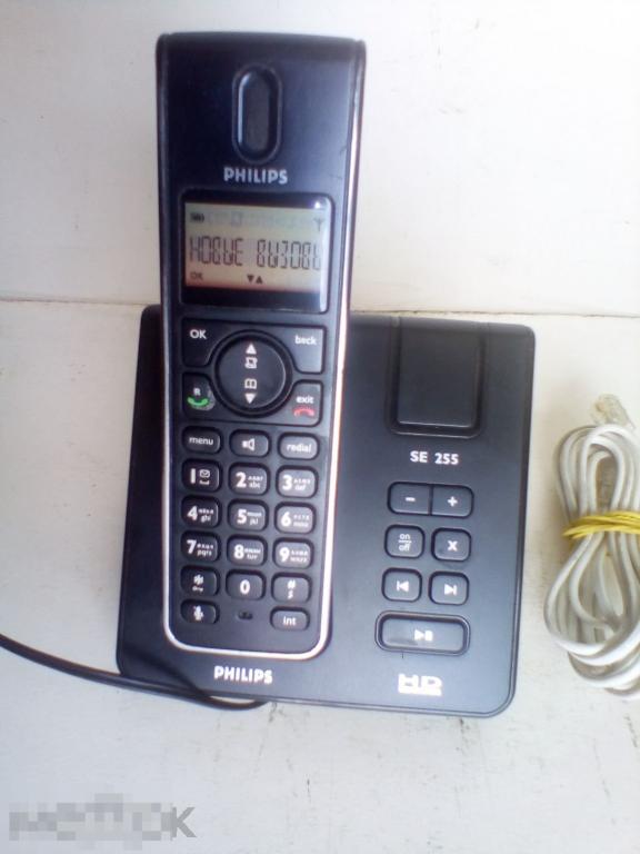 Телефон с Автоответчиком PHILIPS SE255 