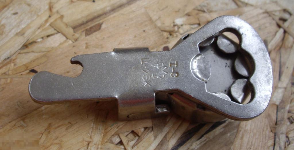 открывашка закрывашка пробка бутылок СССР 1970е года сталь 