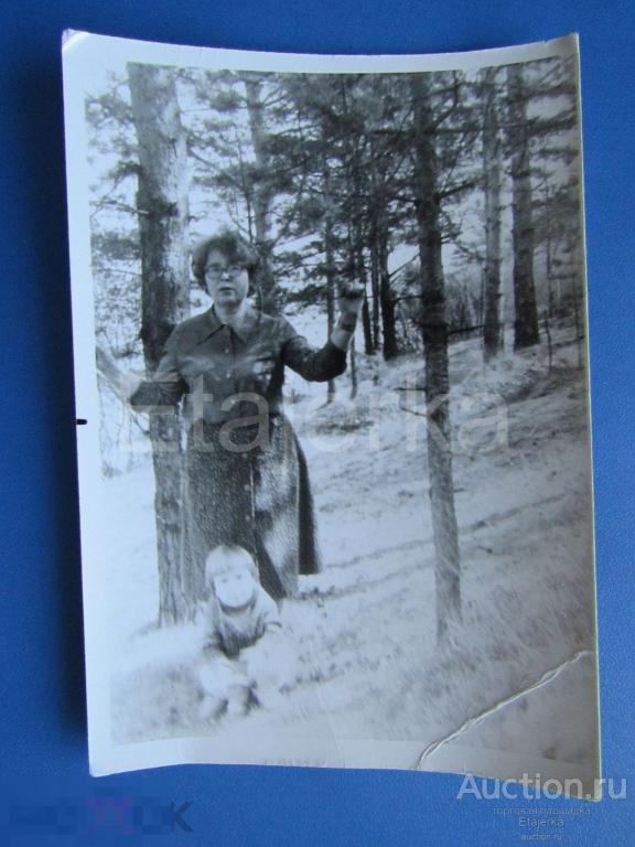 Женщина . Девочка  .  Ребенок  .    Дети .     Фото СССР . (арх.Фр) 