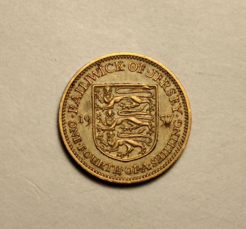 ГЕРНСИ 1/4 ШИЛЛИНГА 1957г.  ЛАТУНЬ. ХОРОШЕЕ СОСТОЯНИЕ. ОРИГИНАЛ.