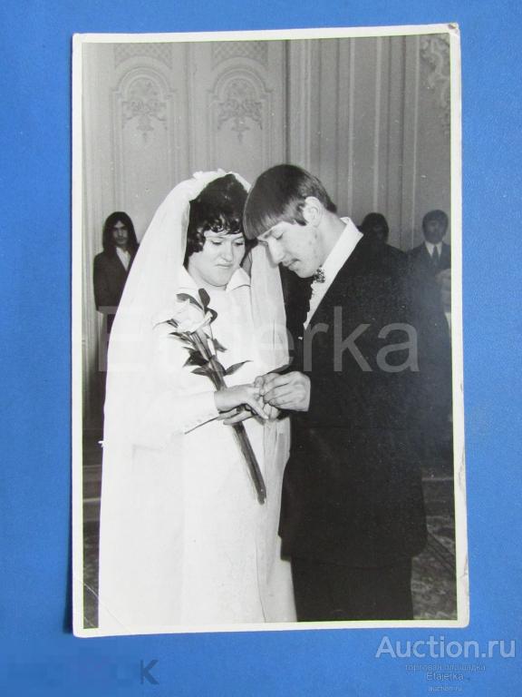 Свадьба.   ЗАГС.   Жених . Невеста.   Регистрация . Кольца.   1974.  Фото СССР ( 03ф) 