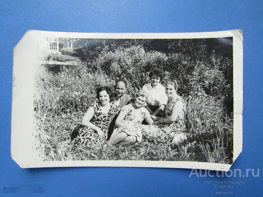 Женщины. Сиверская    .    Фото СССР   .  ( арх. СЧ) 