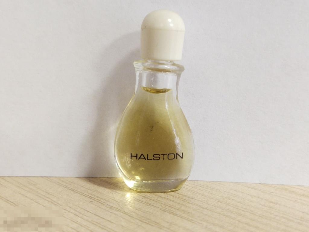 Духи "Halston". Оригинал. Винтаж 