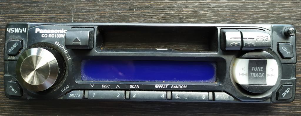 Панель кассетной автомагнитолы PANASONIC CQ - R 133 W рабочая 100%