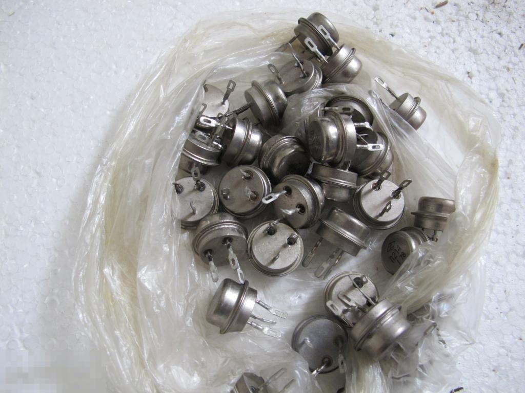 Радиодетали транзисторы П214Б — покупайте на Auction.ru по выгодной ...