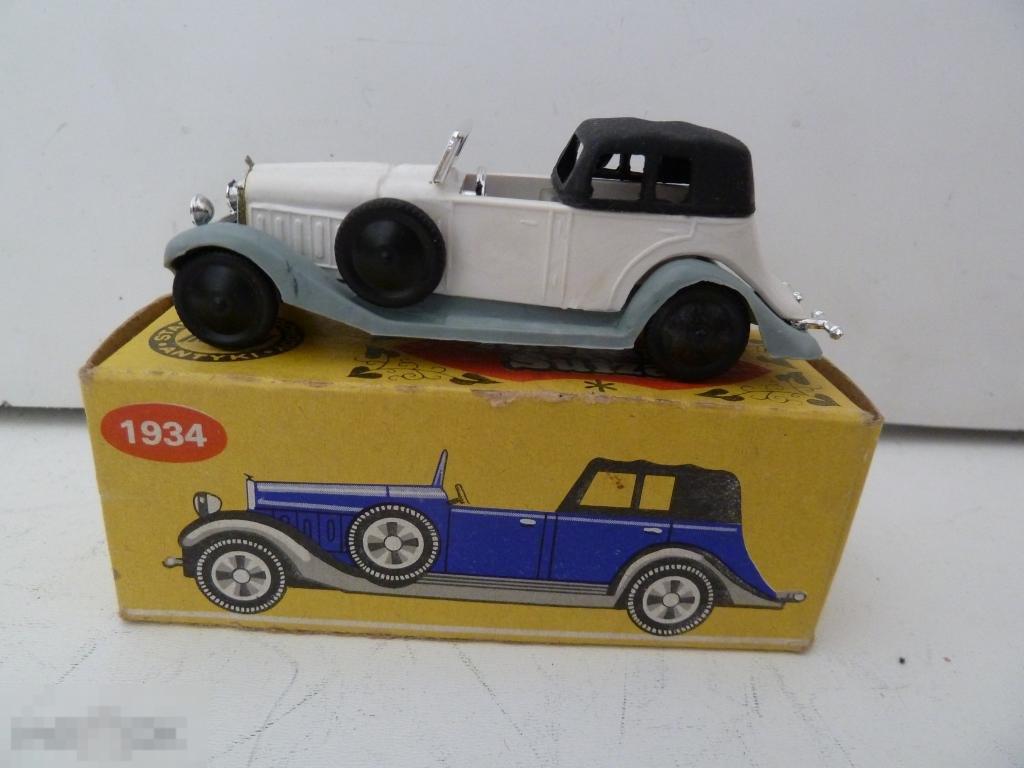 модель машинка HISPANO SUIZA