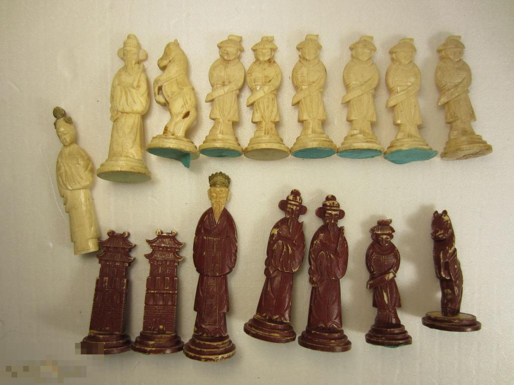 Шахматы из кости — покупайте на Auction.ru по выгодной цене. Лот из ...