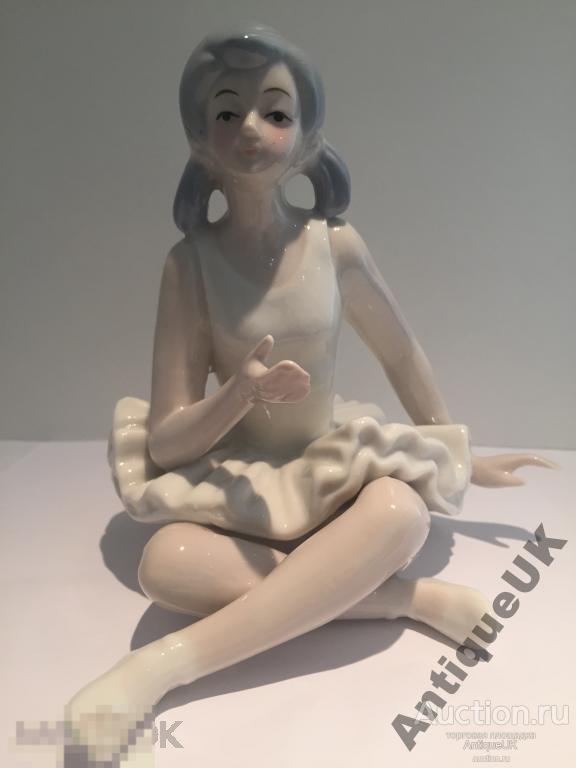 СТАТУЭТКА *БАЛЕРИНА* ФАРФОР. БЕСПЛАТНАЯ ДОСТАВКА!!! 