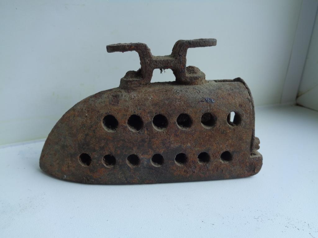 Утюг спиртовой,без спиртовки,до 1917 года.