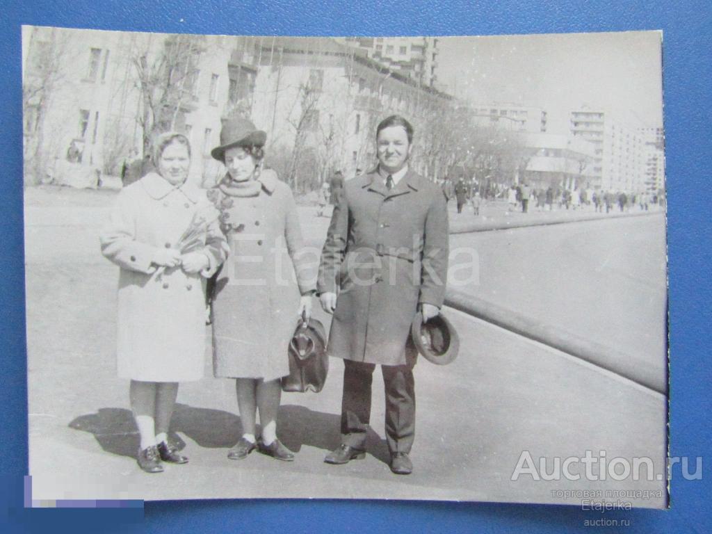 Женщины. Парень. Ленинград  . Фото СССР    (РП) 
