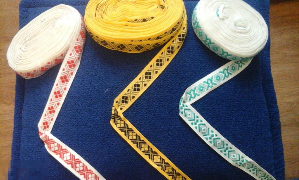 Тесьма жаккардовая СССР шир. 2.3см новая.Красная продана! 