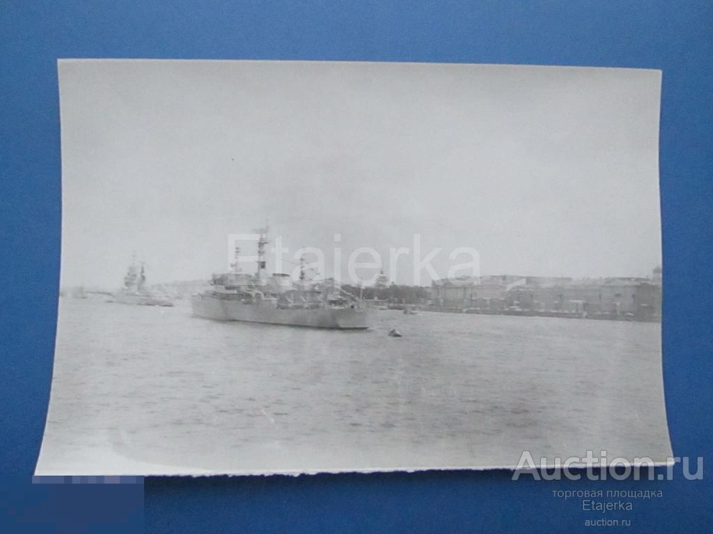 Корабли на Неве.  1983. ВМФ. Флот. Эсминец    . Фото СССР (СЛе) 