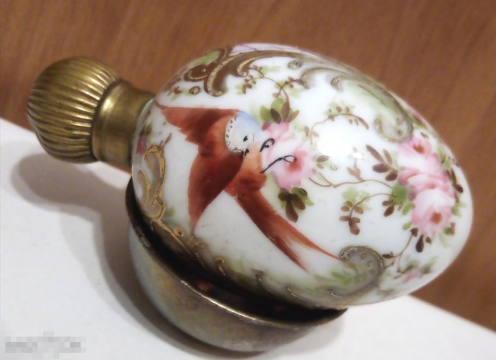 Флакон для духов