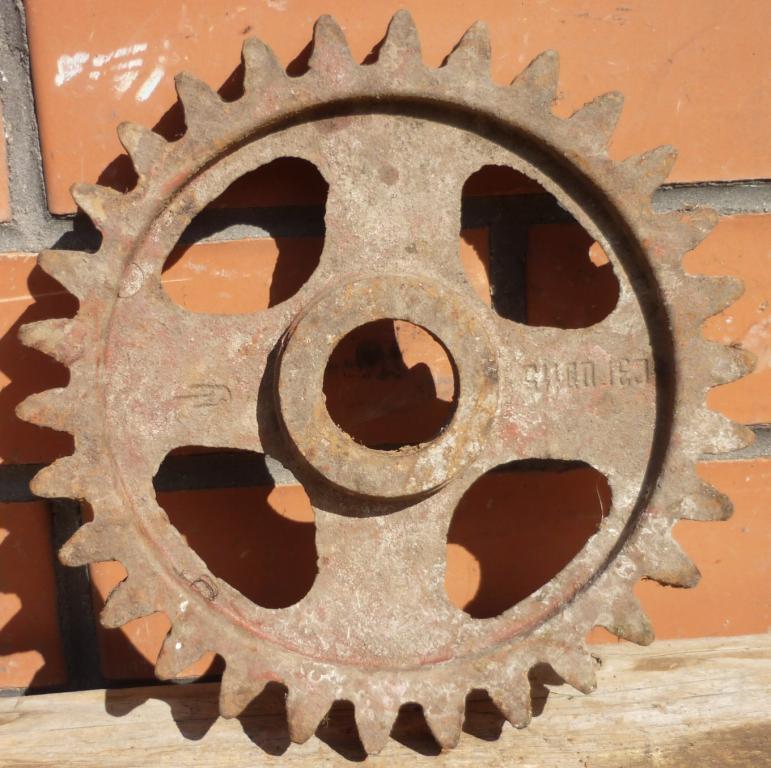 Шестерня Зубчатое Колесо СССР Чугун Литье Большая Диаметр