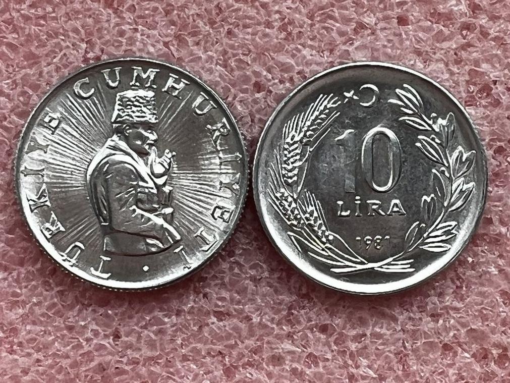 Турция 10 лир 1981 unc