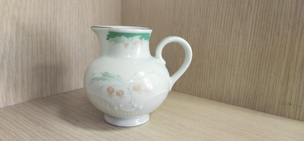 Молочник. Сливочник. Германия. ГДР. Фарфор. Кольдиц.