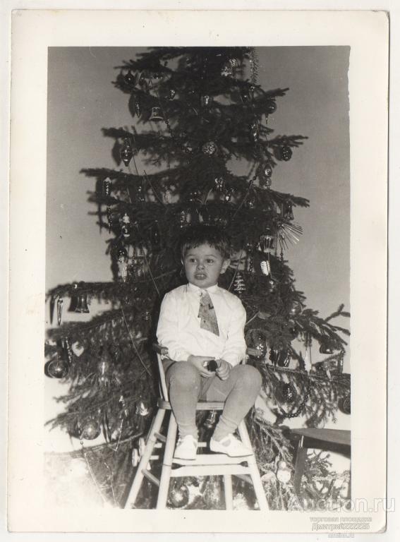 Новый год. Ёлка. Мальчик. Размер 18 х 13 см.