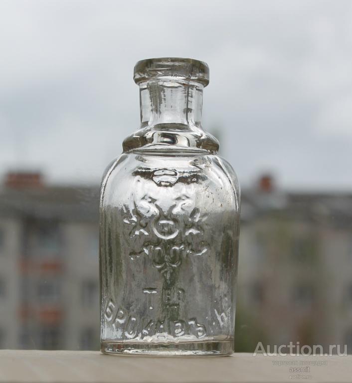 Флакон пузырек с орлом духи парфюмерия Брокар и Ко в Москве 8см