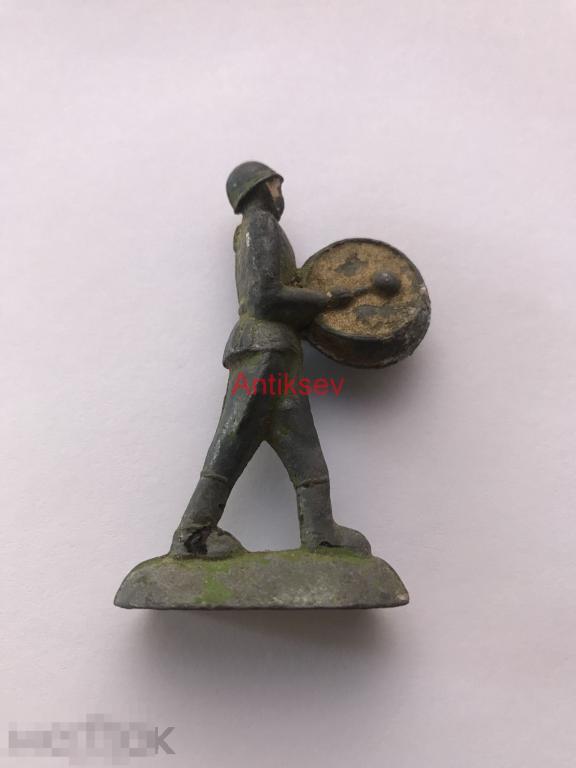 Солдатик оловянный СССР барабанщик оркестр 