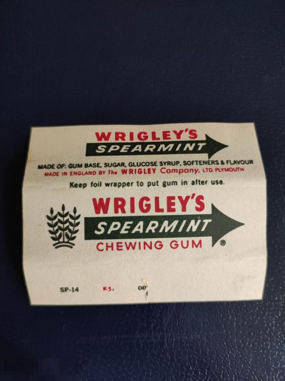 Обёртка от пластинки WRIGLEYS SPEARMINT Англия  жевательная резинка обертка  этикетка фантик 