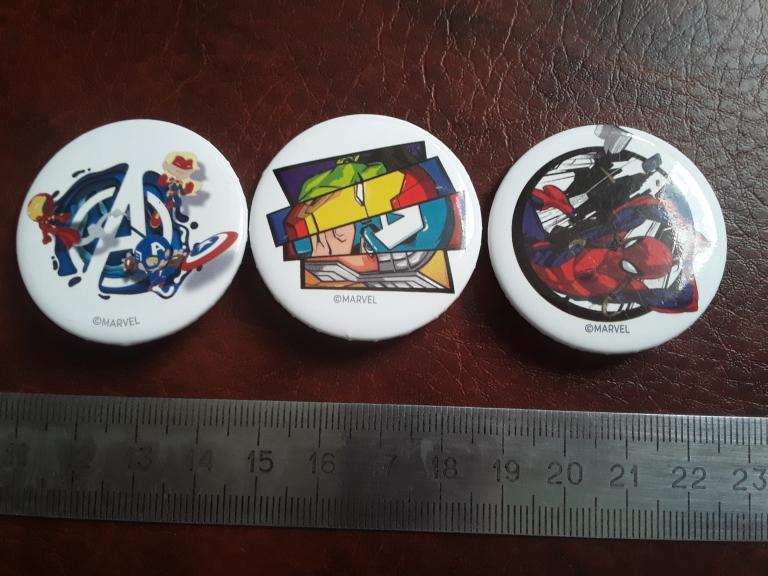 3 шт. Одним лотом. Значки Marvel