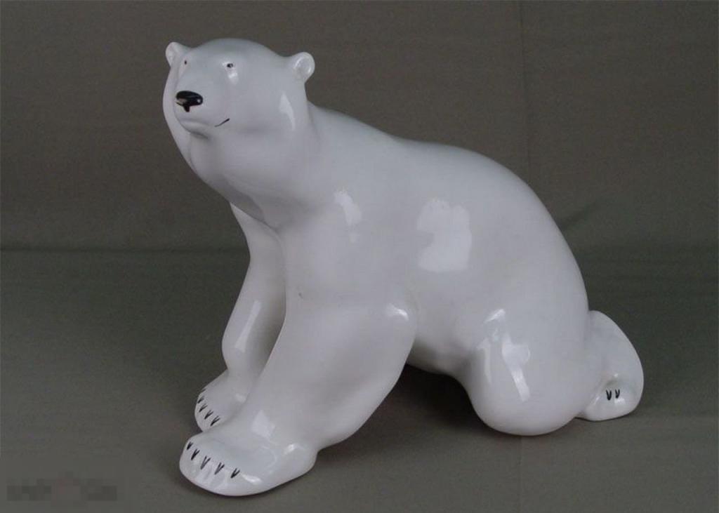 Белые фигурки. Белый медведь ЛФЗ. Статуэтка белый медведь ЛФЗ. Большой белый медведь ЛФЗ. Статуэтка "большой белый медведь" ИФЗ.