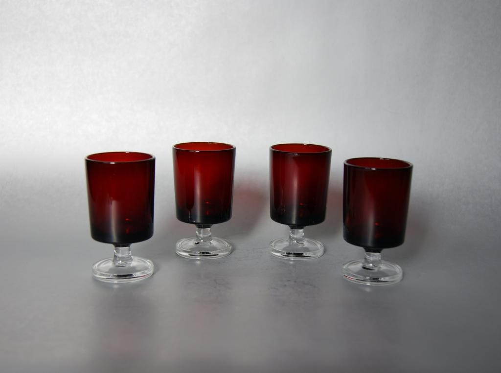 Рюмки Цветное стекло Франция 4 штуки