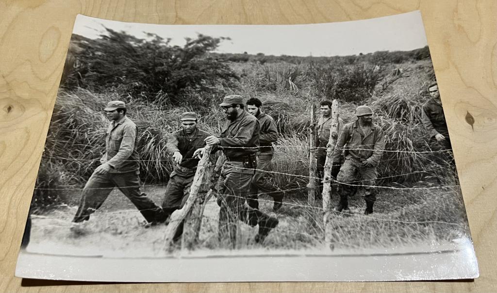 Куба Фото Испекция революционной милиции FIDEL CASTRO  Фидель Кастро 1960-е