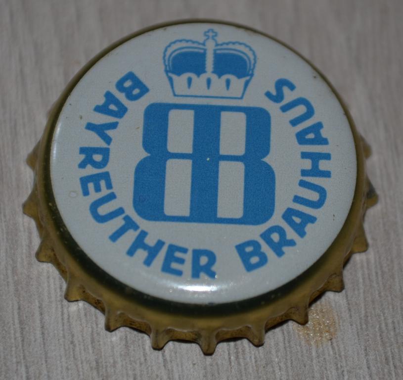 Кронен-пробка из России. BAYREUTHER BRAUHAUS. Пивоваренный завод в Байройте.