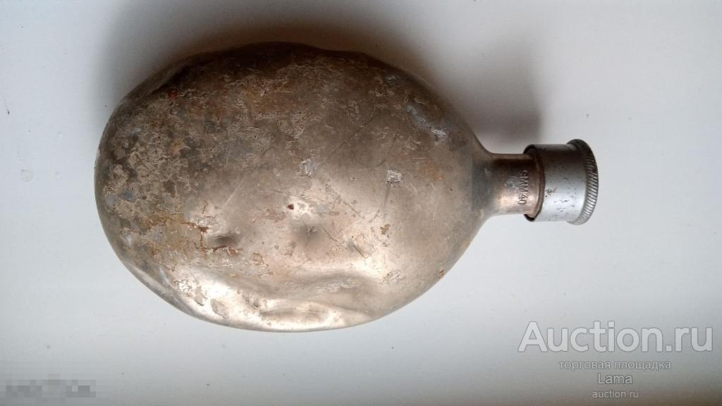 Фляга немецкая, фляжка Вермахта cтандартная, с осколками . Оригинал.