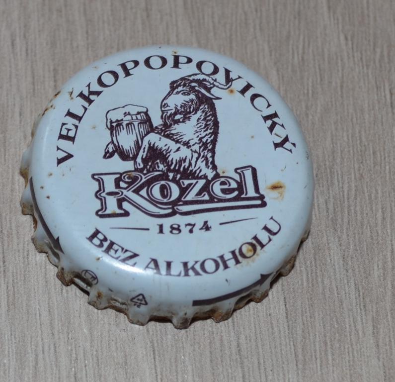 Кронен-пробка из России. VELKOPOPOVICKY Kozel - белый безалкогольный.